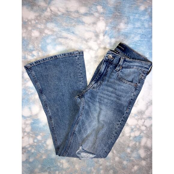 AEROPOSTALE High Rise Flare Jeans Ripped Denim Size 2 S Short - Picture 5 of 11